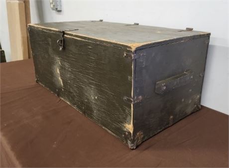 Vintage U.S. Military Foot Locker...32x16x13