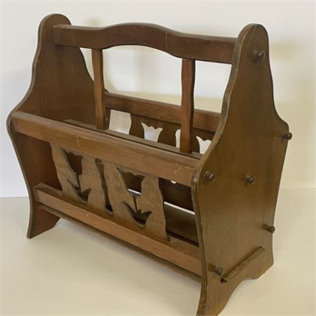 Vintage Wood Magazine/Yarn Caddy...16x15