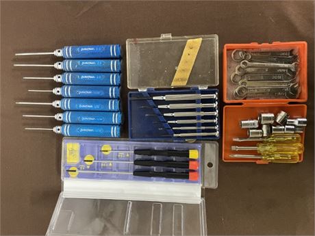 Precision Screwdrivers & Wrench Set