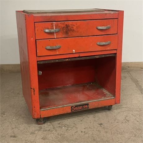 SNAP-ON Rolling Tool Cabinet...26x18x30