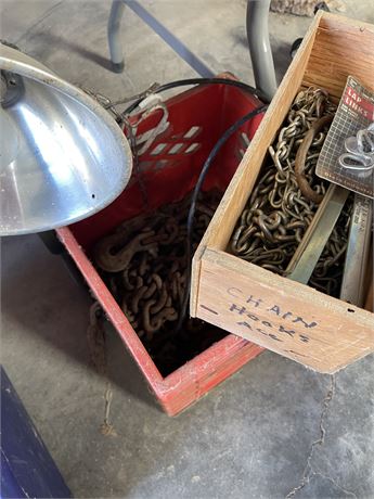 Assorted Chains/Shop Light