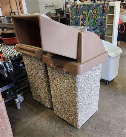 Heavy Concrete Aggregate Trash Container with Top...19x19x32