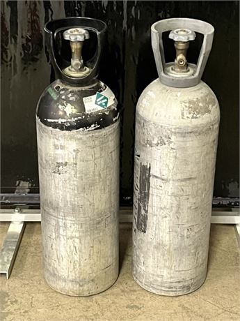 Carbon Dioxide Bottle Pair