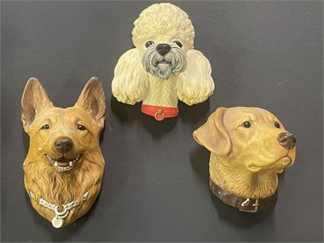 Collectible BOSSONS Dog Wall Ornament Trio