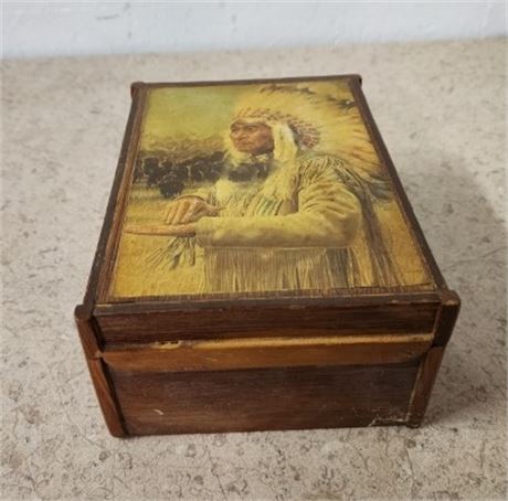 Vintage Tobacco/Humidor Box