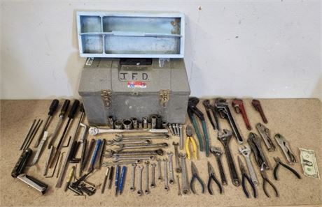 M any Assorted Workshop Tools & Tool Box