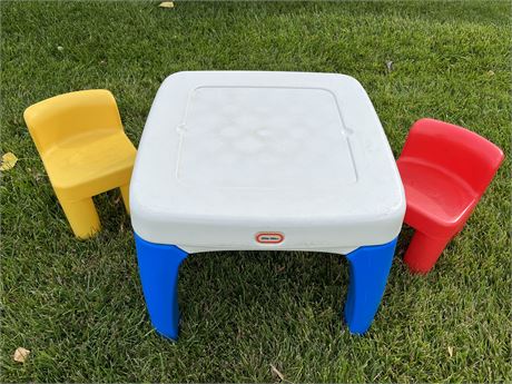Little Tikes Plastic Table and Chairs