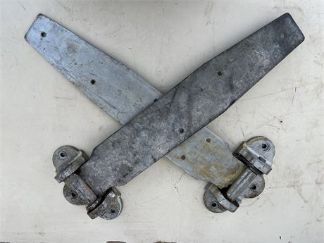 Pair of Large Heavy Duty Hinges