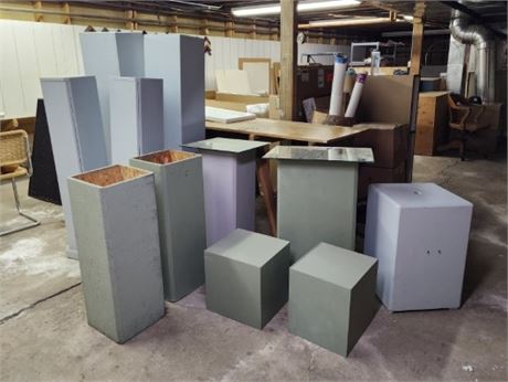 Assorted Size Display Pedestals...12pc