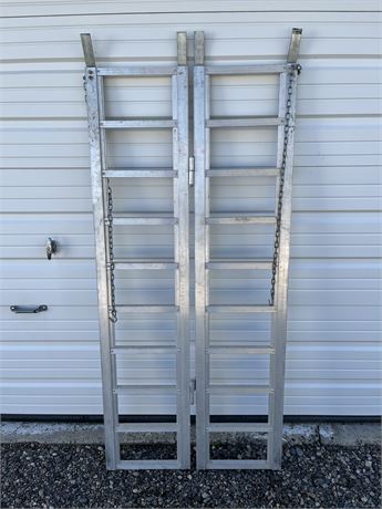 Metal Folding Loading Ramp