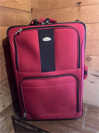 "Ricardo"  Luggage/Suitcase