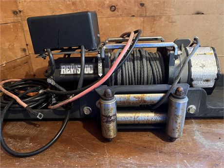 Used 5500 pd Winch