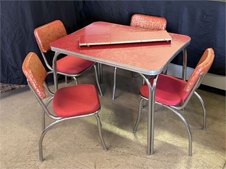 Cool Collectible Chrome Kitchen Table & Chairs...30x40...30x47 w Leaf