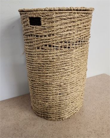 Nice Lidded Woven Clothes Hamper...17"dia x 25"