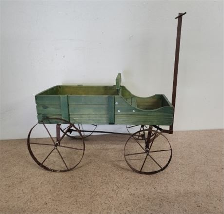 Deco Wood Wagon