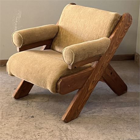 Unique Vintage Accent Chair
