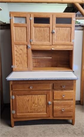 Very Nice Antique Oak Hoosier Kitchen Cabinet...40x27x68