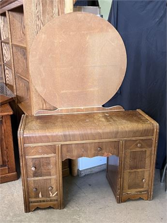 Vintage Vanity...No Mirror,,,46x17x65