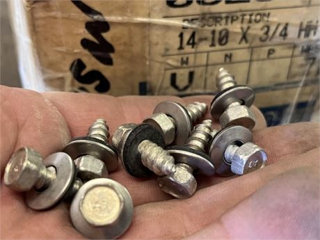 Sheet Metal Screws...35lbs