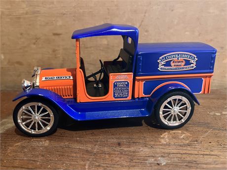 limited Edition Die Cast 1914 Studebaker Pickup Truck Coin Bank