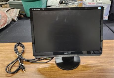 Samsumg SyncMaster 22" Color Display Monitor