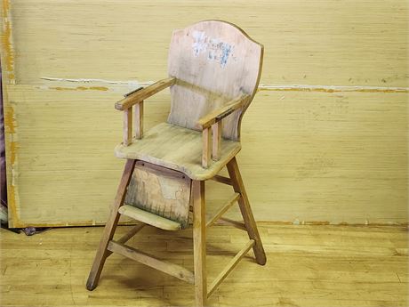 Vintage Wooden Highchair.