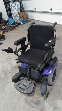 Quickie QM-710 Power Wheelchair