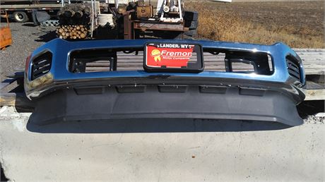 Ford Superduty Bumper (NEW take off)