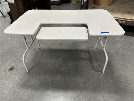 Folding Sewing Table