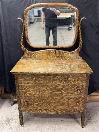 Antique Tiger Oak Dresser w/ Mirror - 40x20x68