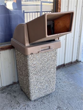 Concrete Aggregate Trash Container w/ Top - 20x20x46