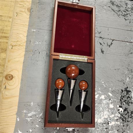 Liquor/ Wind Bottle Stoppers in Finished Wood Case