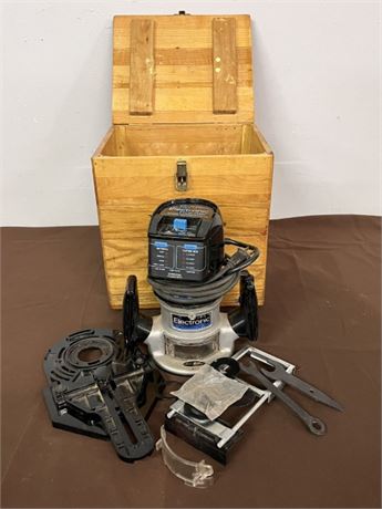 Craftsman Router w/ Nice Wood Case