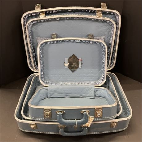 Vintage Hard Suitcase Trio