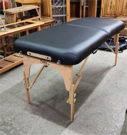 Nice NRG Portable Massage Table w/ Carry Case