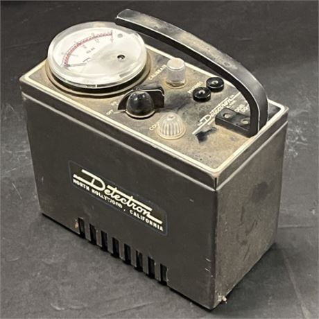 Vintage Detectron Geiger Counter