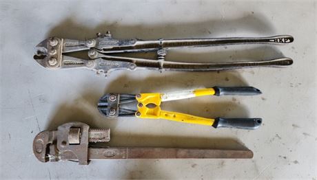 Large Bolt Cutters & Pipe Wrench