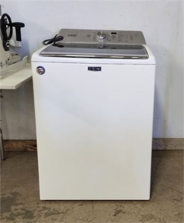 Maytag  Commercial Series Washing Machine - 27x27x41