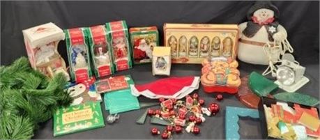 WOW! 😲 Vintage Holiday Decor
