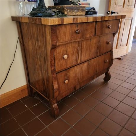 Antique 3 Drawer Dresser - 42x22x45 - Downstairs