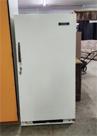 Admiral Freezer with Lock & Keys...60x30x27