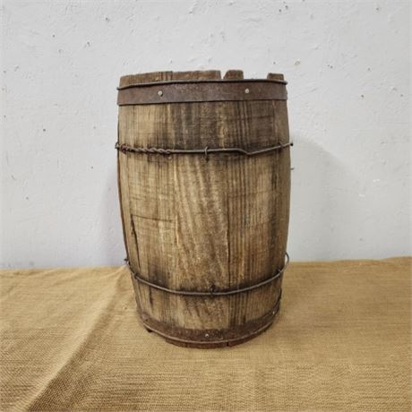 Vintage Wood Barrel...10"dia x 17" Tall