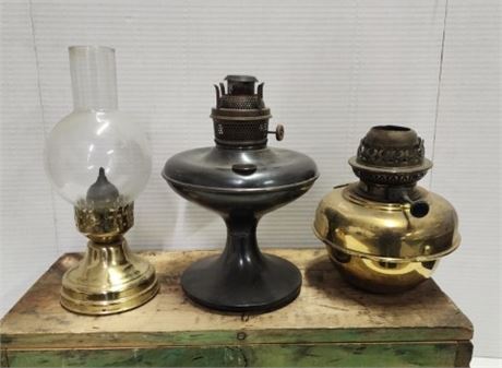 Vintage Oil Burner Lamp Trio