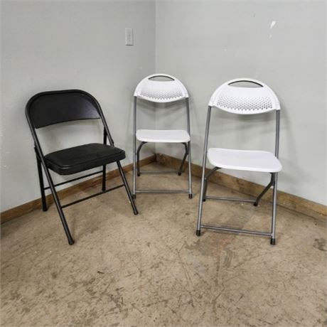 3-Folding Chairs