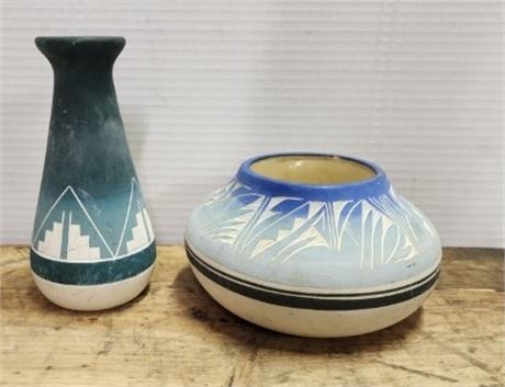 Navajo Pottery Pair