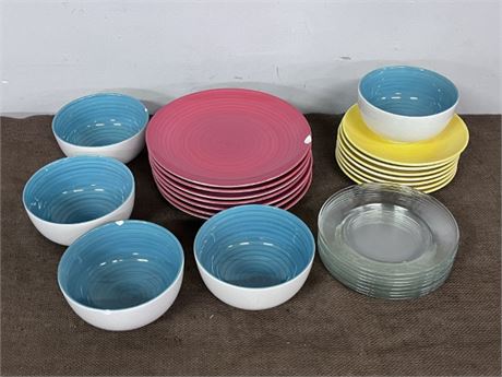 Assorted Dishware