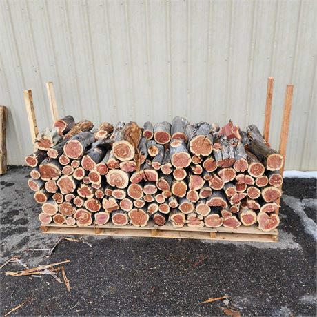 split cedar/juniper  firewood...almost a 1/2 cord -2ft x7ft x32"