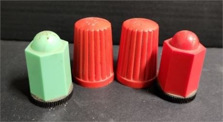 Vintage Mini Red & Green Plastic S & P Shakers