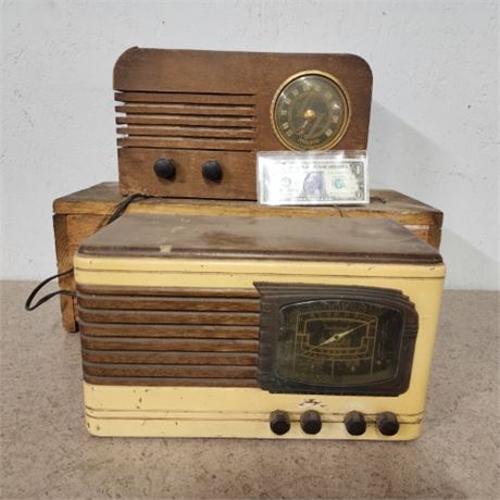 Vintage Radio Pair