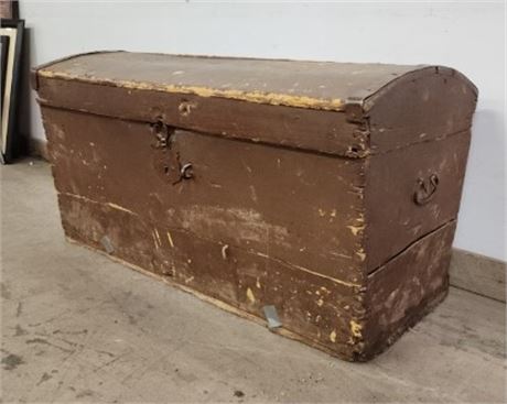 Antique Curved Top Trunk - 41x21x23